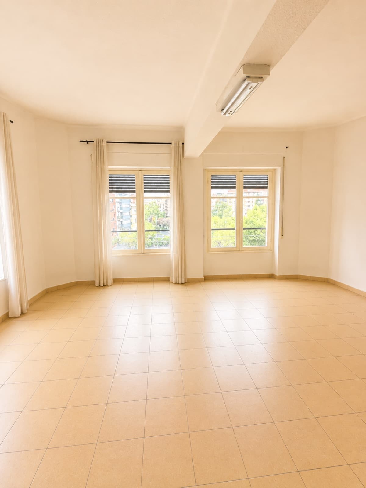 Piso de 190 m² y 6 habitaciones en Paseo de Canalejas, centro de Salamanca