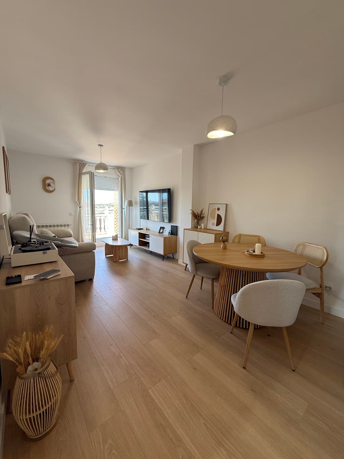 Ático de 3 habitaciones con dos terrazas y plaza de garaje
